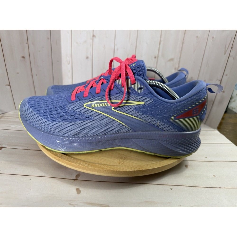 Brooks Levitate 6 Women Size 11 B Purple Pink Running Shoes Sneakers 1203831B577